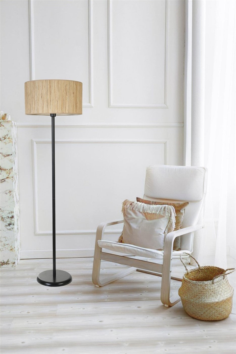 Candeeiro de Pé – 162 cm – Preto e Carvalho – Metal e Bambu
