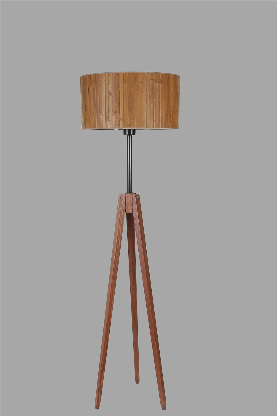 Candeeiro de Pé – 155 cm – Noz – Metal e Madeira