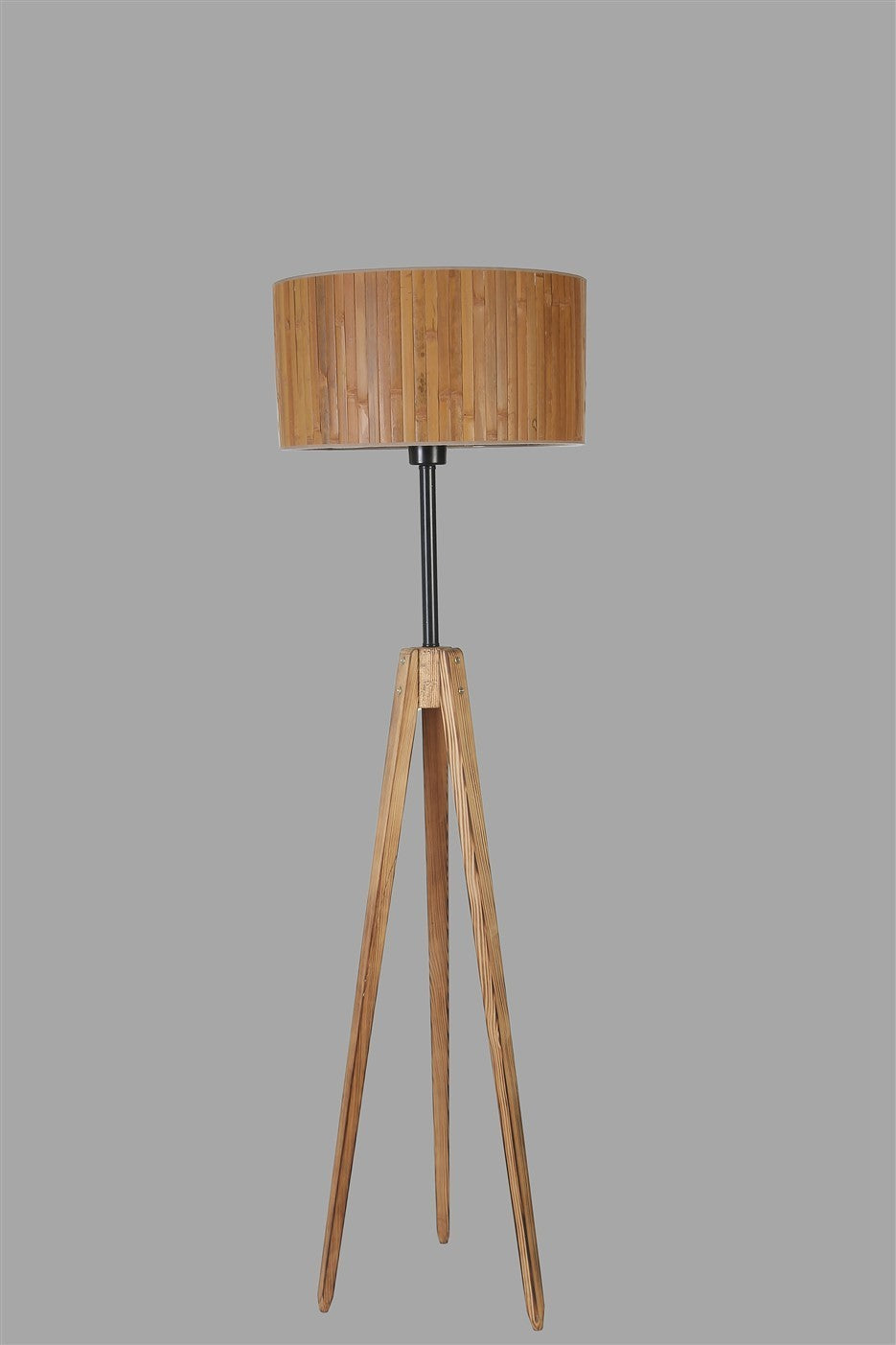 Candeeiro de Pé – 155 cm – Noz – Metal e Madeira