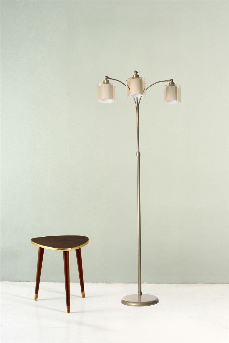 Candeeiro de Pé – 75 cm x 160 cm – Âmbar e Cinza – Metal