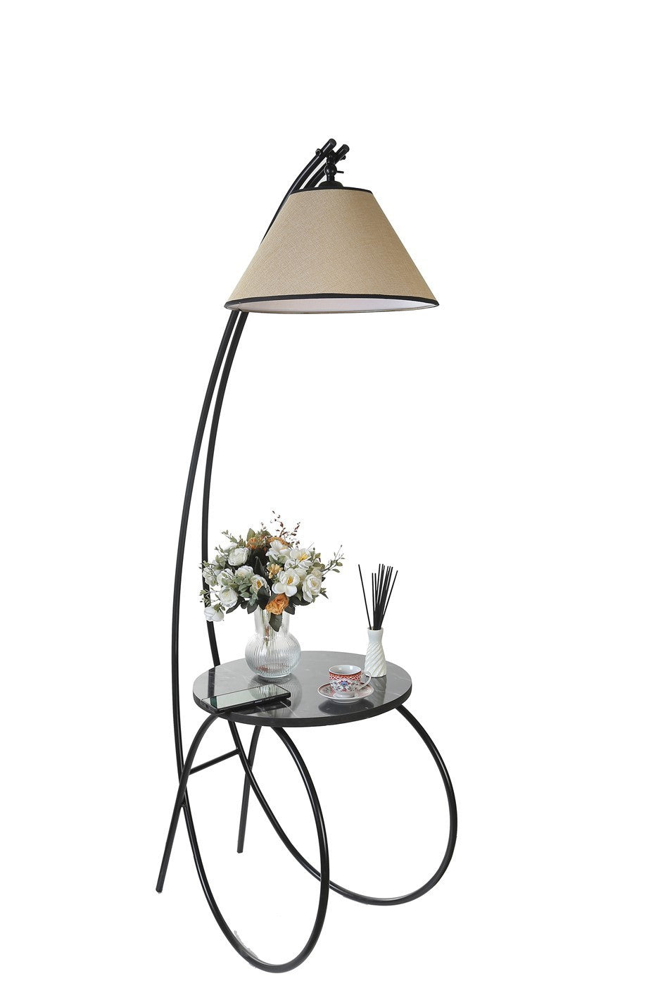 Candeeiro de Pé – 165 cm – Preto e Creme – Metal e Tecido