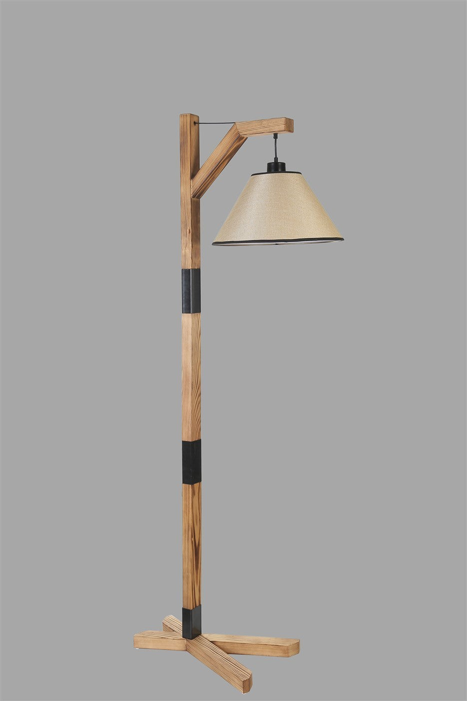 Candeeiro de Pé – 175 cm – Madeira e creme – Corpo metálico e cúpula de tecido