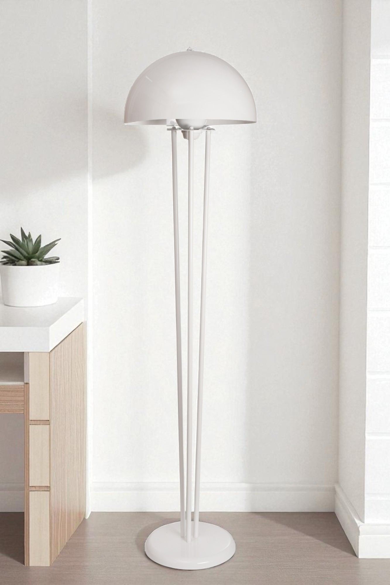 Candeeiro de Pé – 160 cm – Branca – Metal