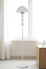 Candeeiro de Pé – 155 cm de altura – branca – metal