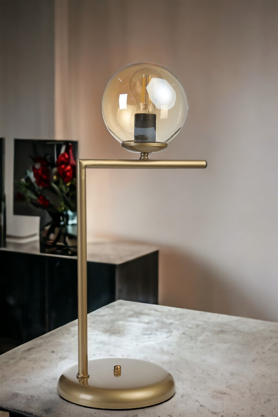 Candeeiro de Mesa Âmbar – 57 cm – Metal e Vidro