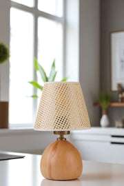 Candeeiro de Mesa de Madeira – 33 cm de Altura – Bege e Carvalho