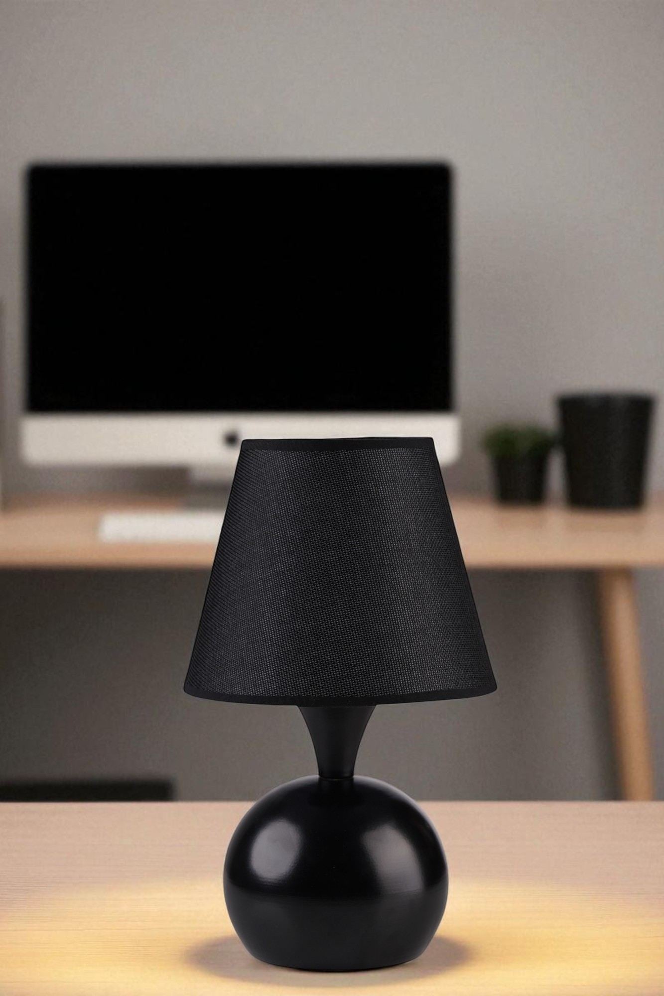 Candeeiro de Mesa – Ø12-20 cm – Preto – Metal