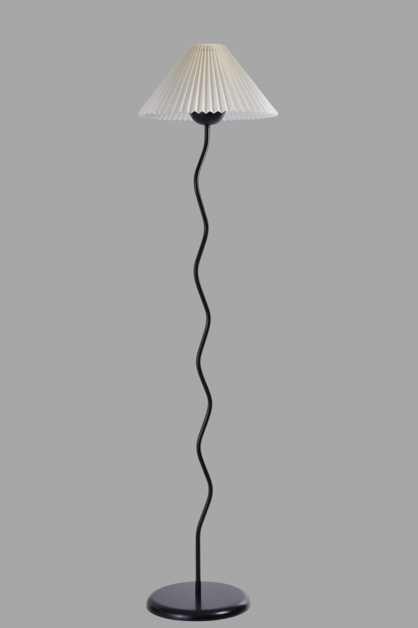 Candeeiro de Pé – 155 cm – Branco e Preto – Metal e PVC