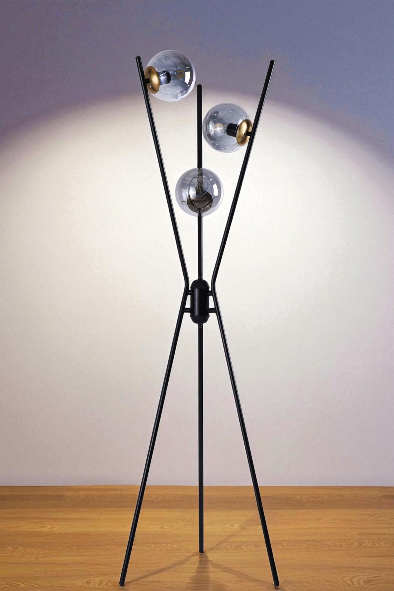 Candeeiro de Pé – 155 cm – Preto, Dourado, Cinza – Metal e Vidro
