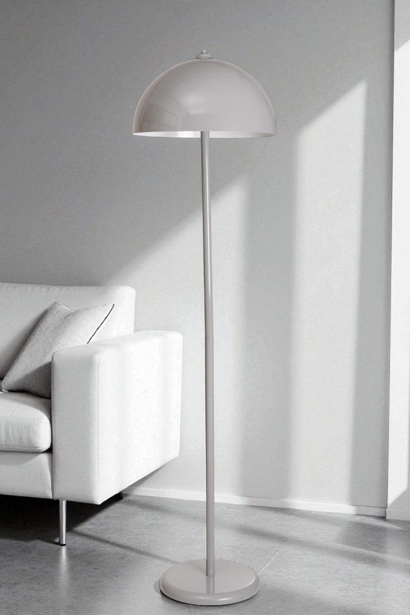 Candeeiro de Pé – 170 cm de Altura – Cinza – Metal