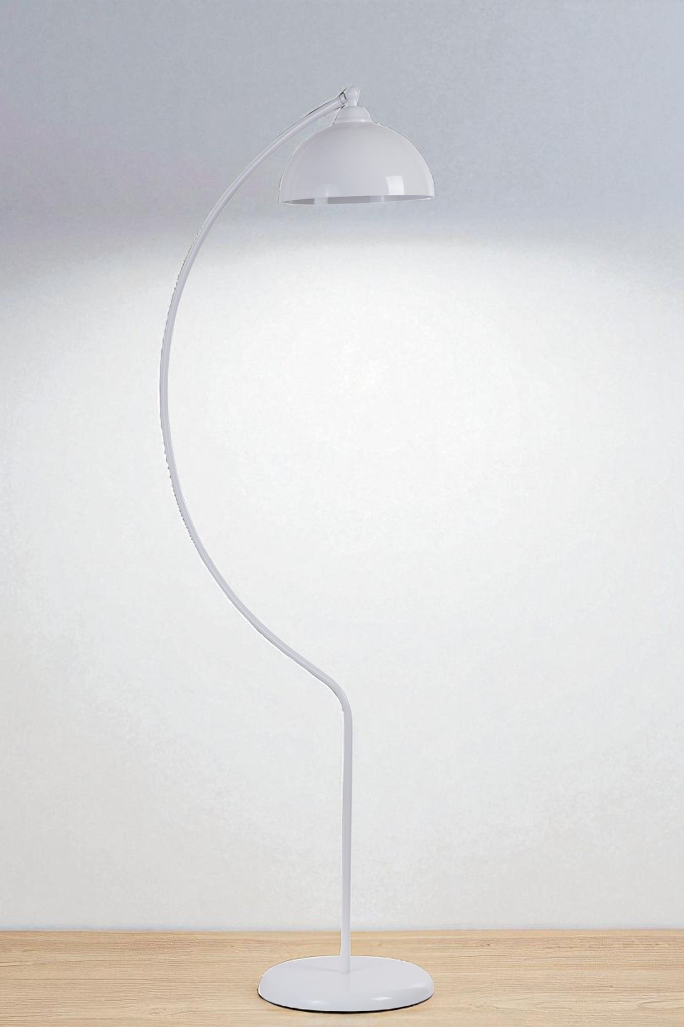 Candeeiro de Pé – 150 cm de Altura – Branco – Metal