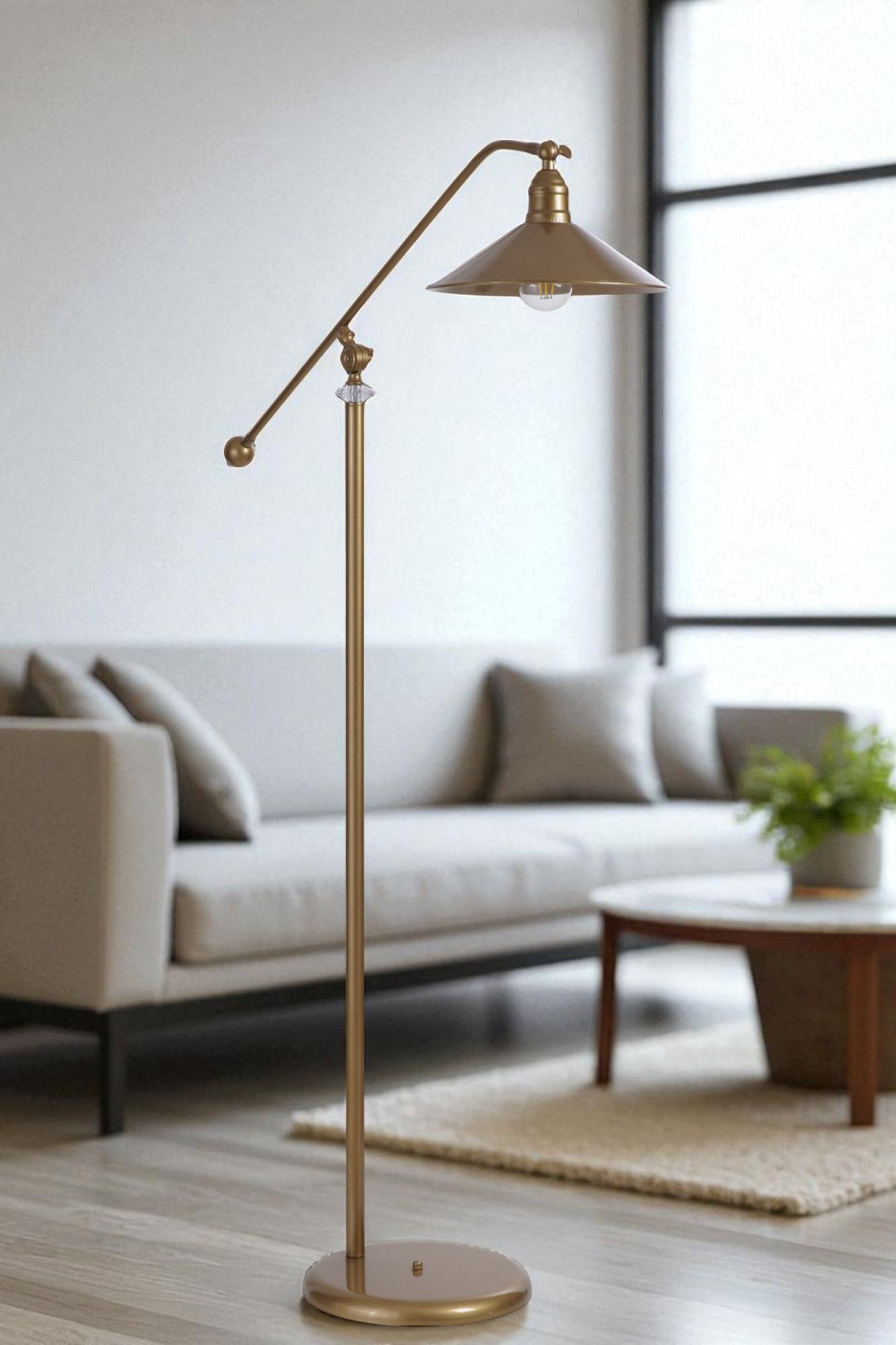 Candeeiro de Pé – altura ajustável de 155 cm – dourada – metal