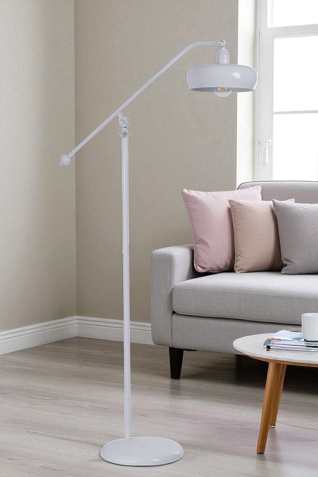 Candeeiro de Pé – 155 cm – Branco – Metal