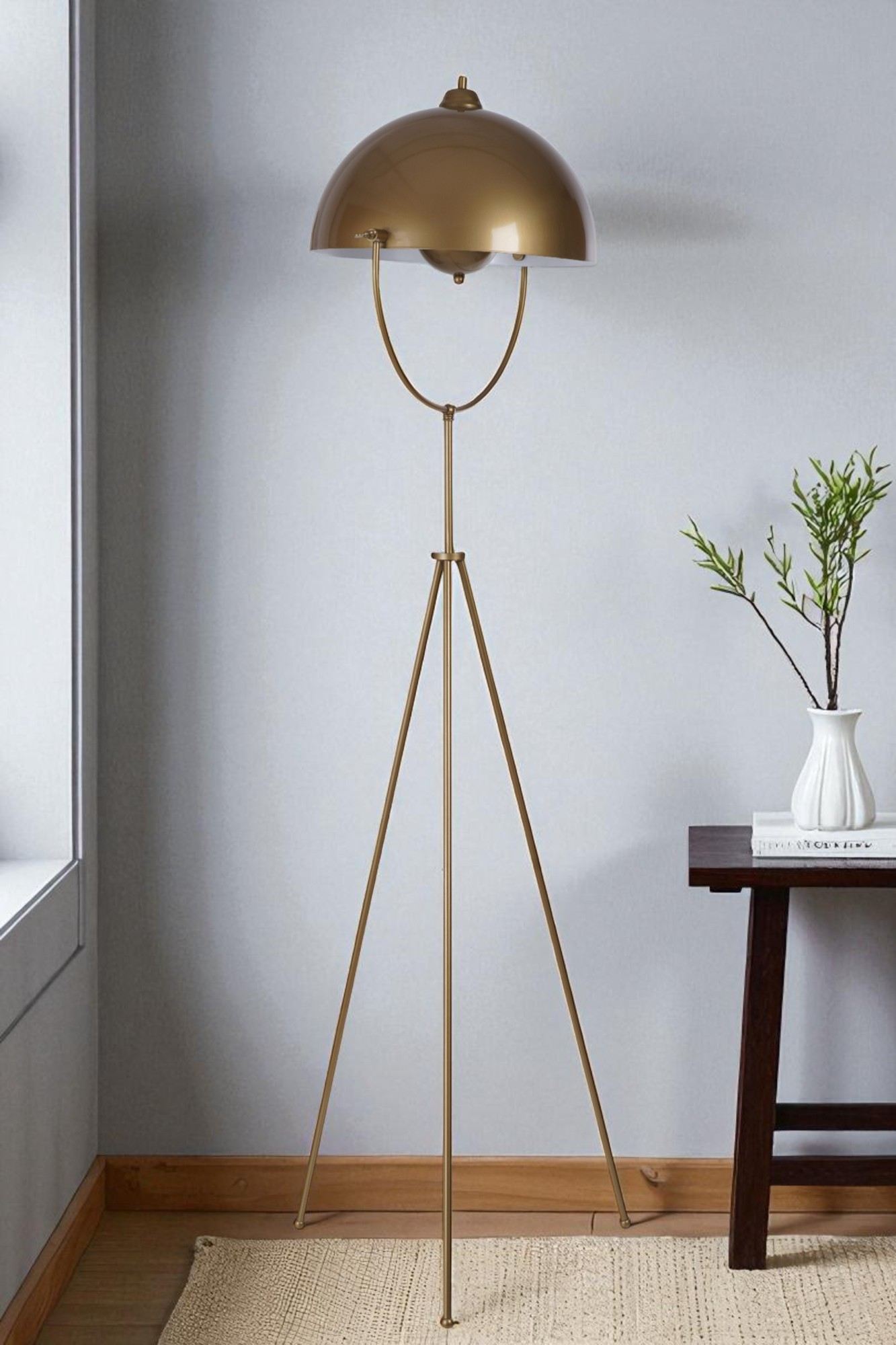 Candeeiro de Pé – 172 cm – Dourado – Metal