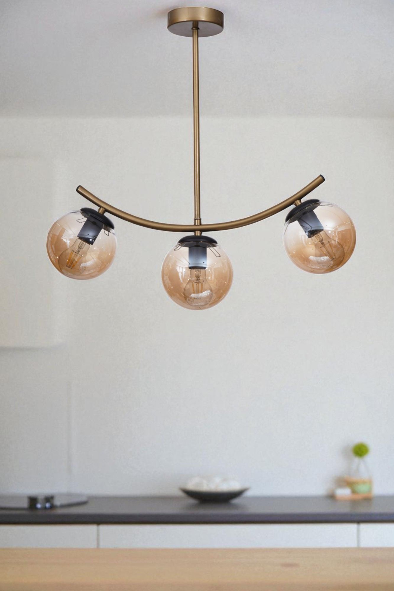 Candeeiro de Teto – Ø15 h:32 cm – Mel e Ouro – Metal