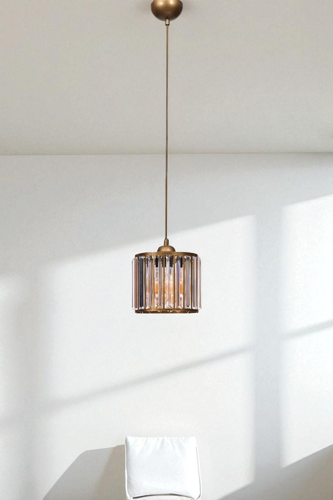 Candeeiro de Teto – Ø16 h:17 cm – Dourado – Metal e Vidro