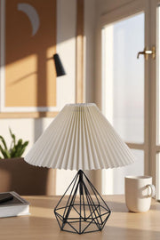 Candeeiro de Mesa – 45 cm de Altura – Creme e Preto – Metal e PVC