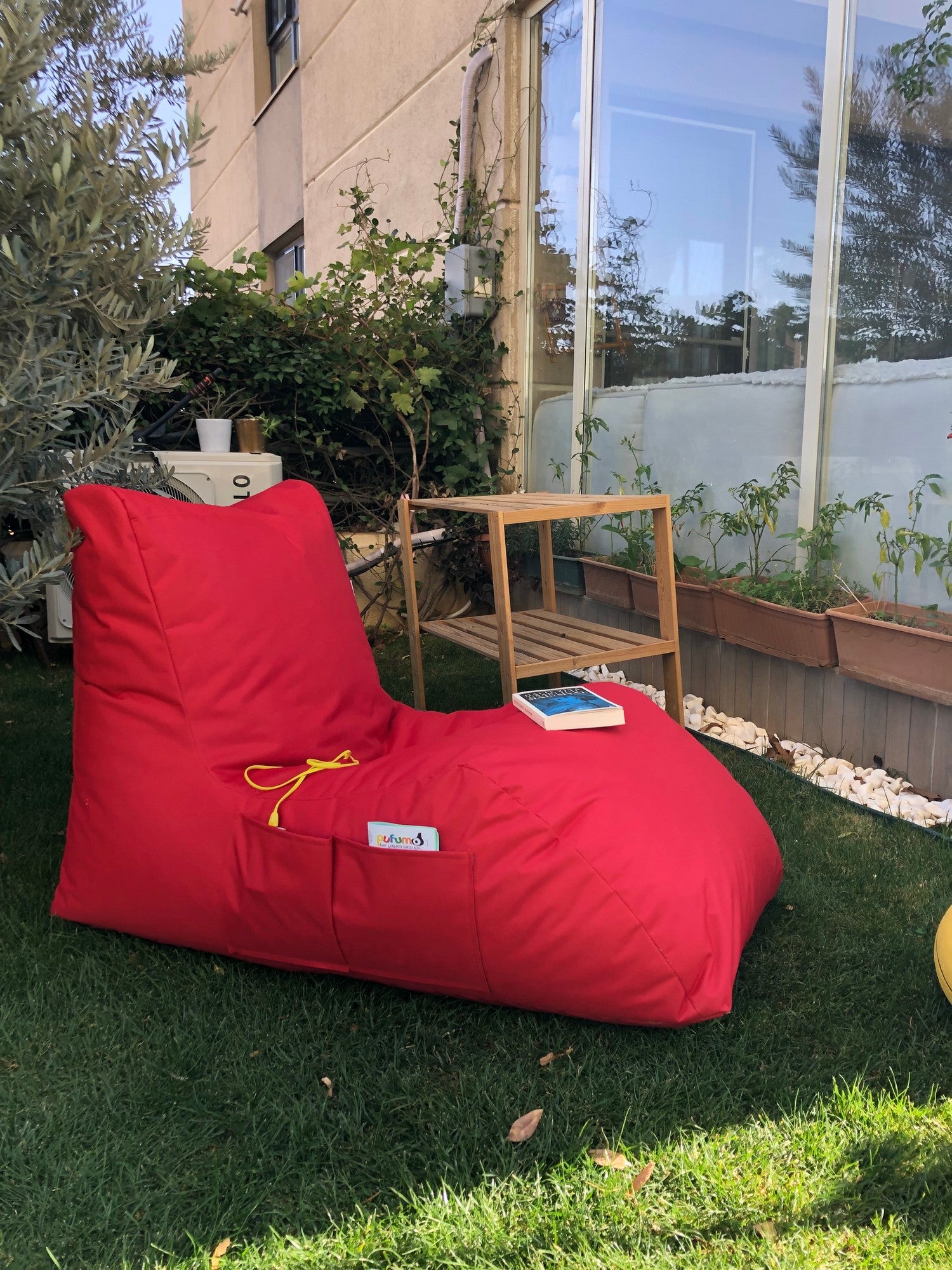 Poltrona Pufe – 60x75x110 cm – Vermelha – 100% poliéster