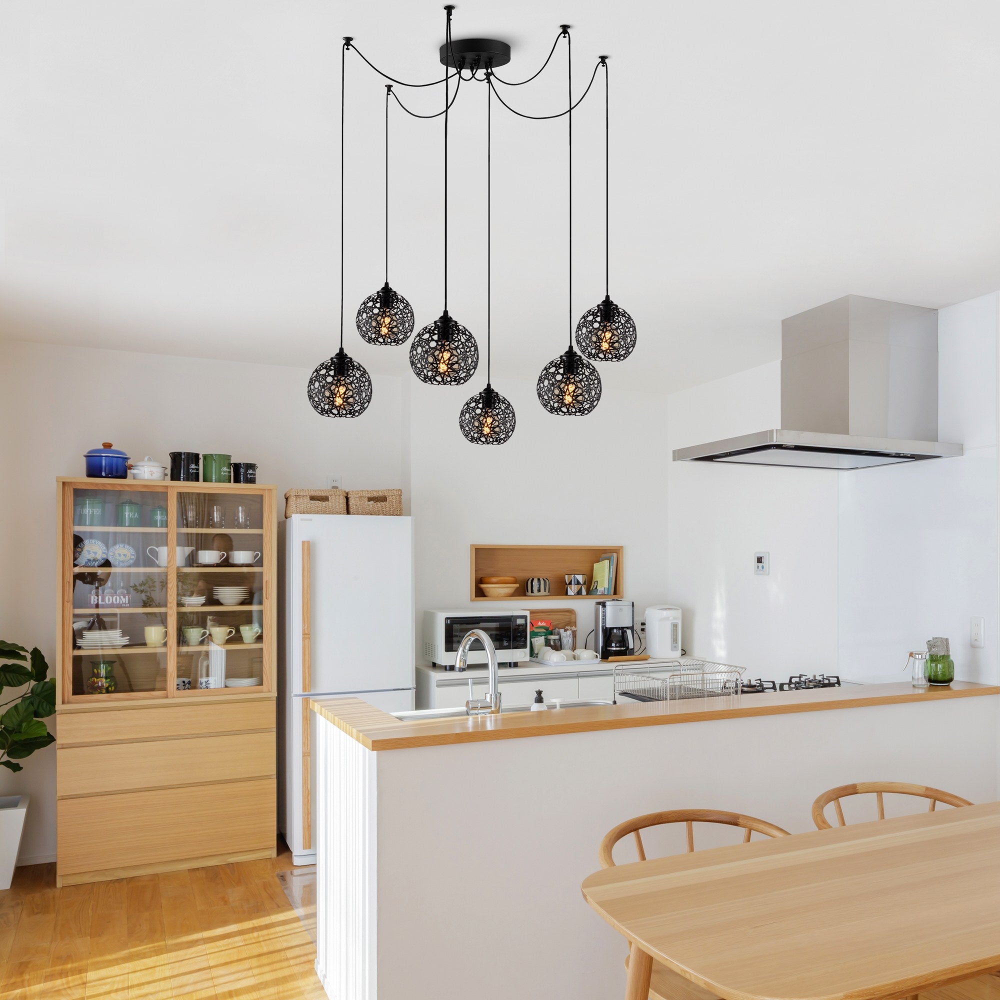 Candeeiro de Teto Preto Moderno, 137 x 137 cm, Altura Ajustável, Corpo em Metal, 6 Soquetes E27, IP20 | Iluminação Elegante para Decoração Escandinava e do Sudoeste