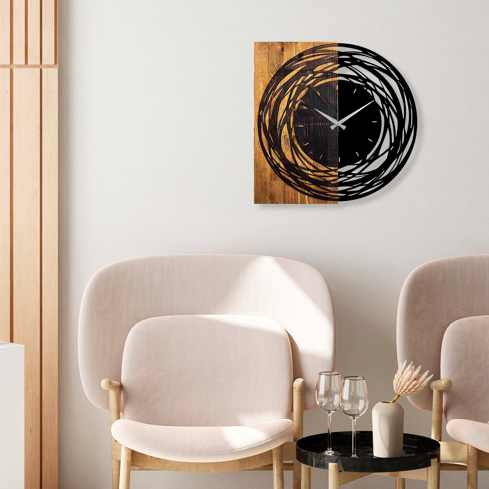 Relógio de parede decorativo – 58 x 3 x 58 cm – nogueira clara e preto – madeira e metal