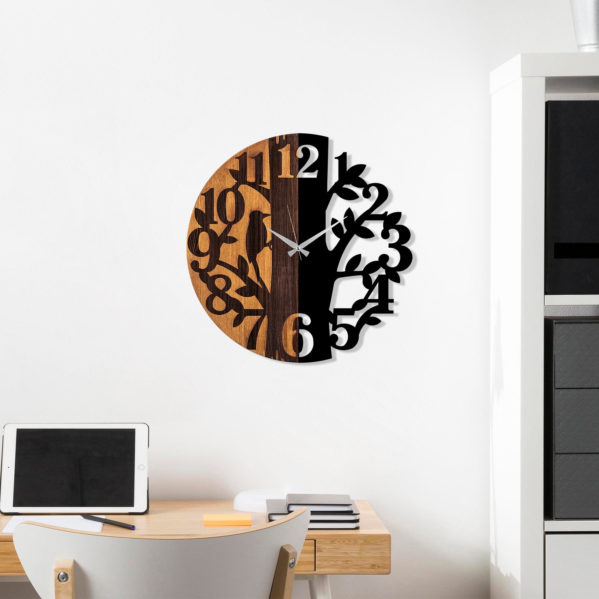 Relógio de Parede Decorativo – 56 cm – Noz e Preto – Madeira e Metal