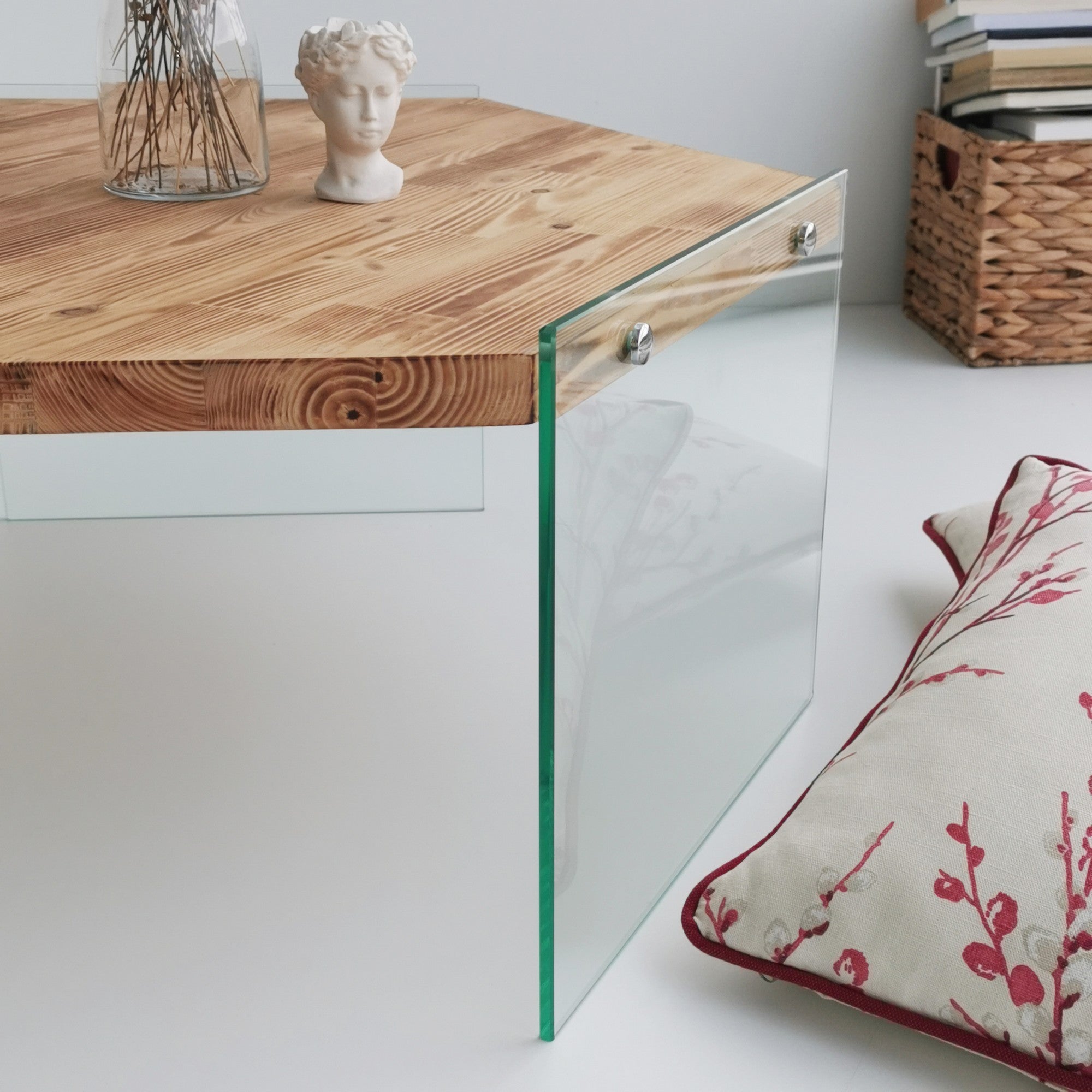 Mesa de Centro Moderna, Cor Carvalho, 80 x 35 x 70 cm | 100% Madeira Maciça de Pinho, 8 mm de Espessura, Pés de Vidro Temperado | Design Escandinavo Ecológico, Montagem Necessária