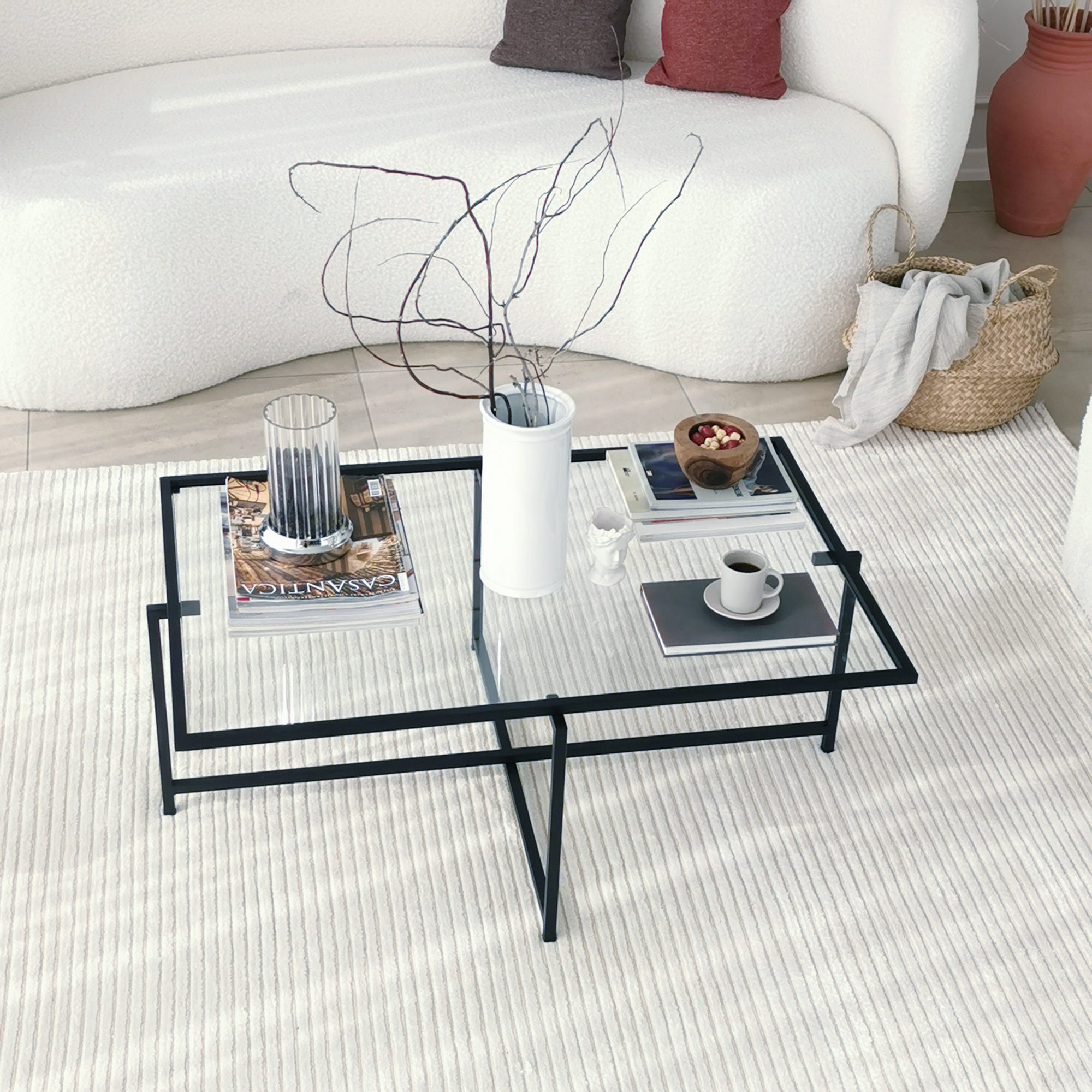 Mesa de Centro Moderna com Tampo 100% em Vidro Temperado e Pernas em Metal Preto, 94 x 35 x 64 cm | Resistente a Manchas, Design Industrial para Espaços de Convivência Elegantes