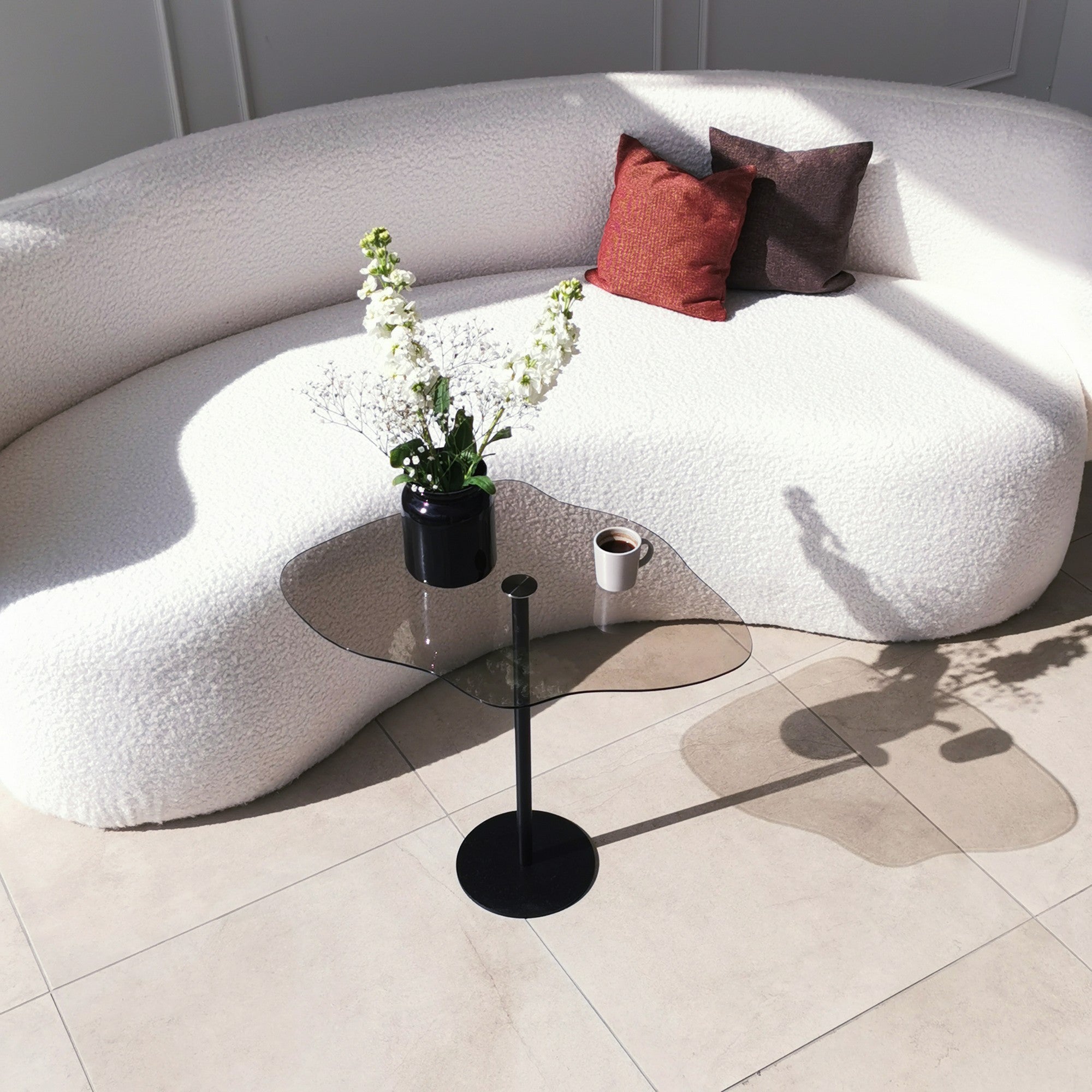 Mesa de Centro Industrial Moderna, Preta, 60 x 50 x 45 cm | Tampo 100% Vidro Temperado, Antibacteriano, Estrutura de Metal à Prova de Ferrugem | Montagem Necessária, Elegante e Funcional