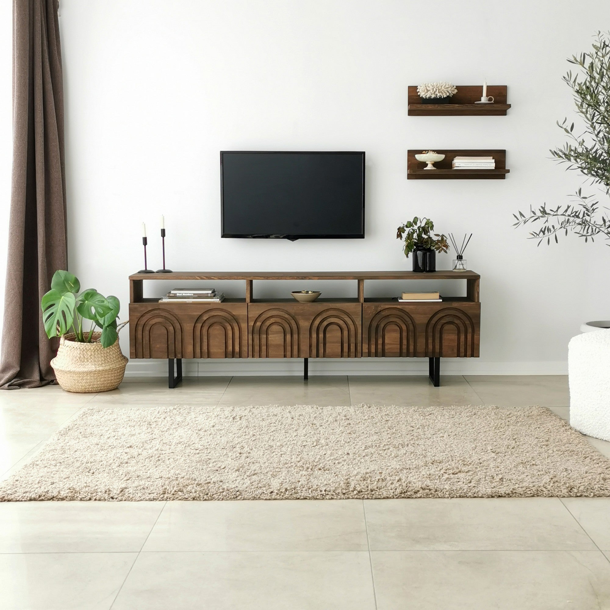 Móvel de TV rústico em nogueira com estrutura de metal, 100% madeira maciça de pinho, pés antibacterianos e antiferrugem | 170 x 40 x 30 cm | Perfeito para decoração tradicional e industrial