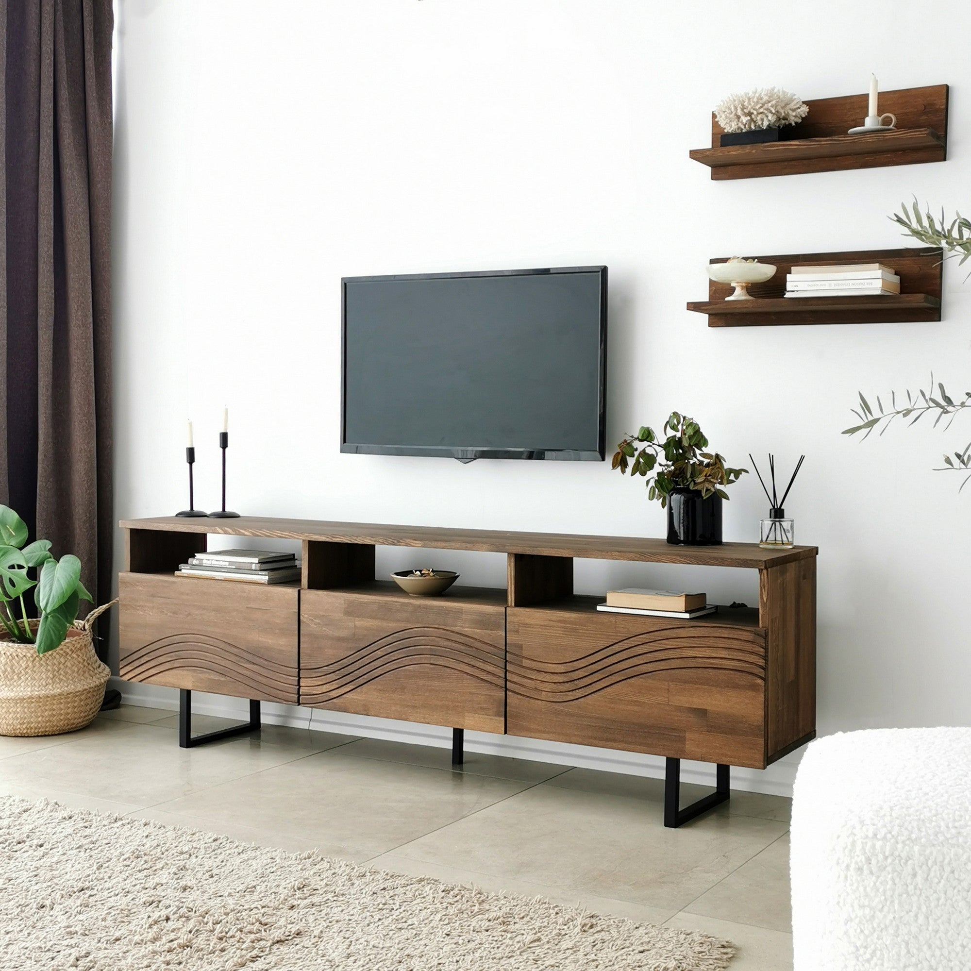 Móvel de TV rústico em nogueira com estrutura de metal, 100% madeira maciça de pinho, pés antibacterianos e antiferrugem | 170 x 40 x 30 cm | Perfeito para decoração tradicional e industrial