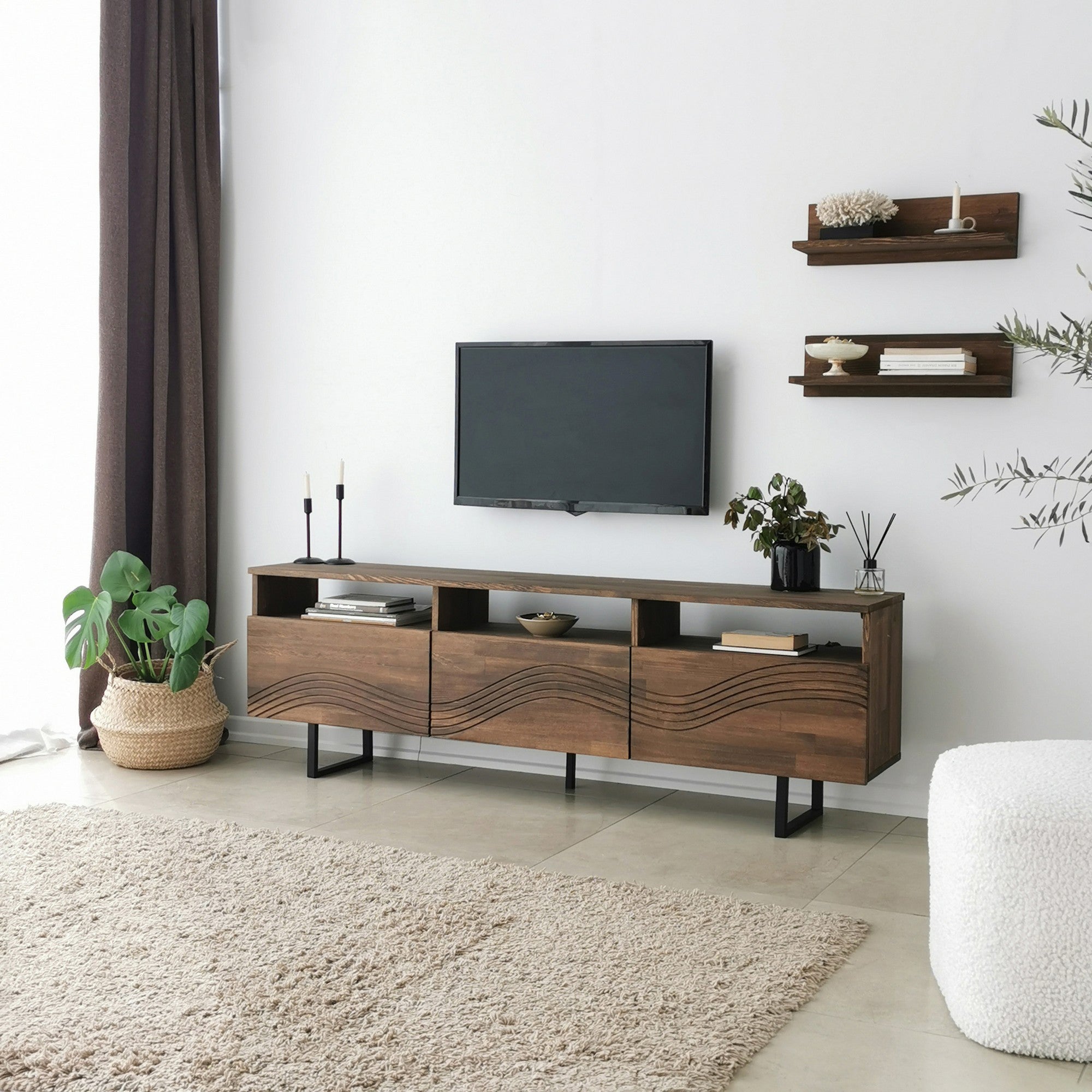 Móvel de TV rústico em nogueira com estrutura de metal, 100% madeira maciça de pinho, pés antibacterianos e antiferrugem | 170 x 40 x 30 cm | Perfeito para decoração tradicional e industrial