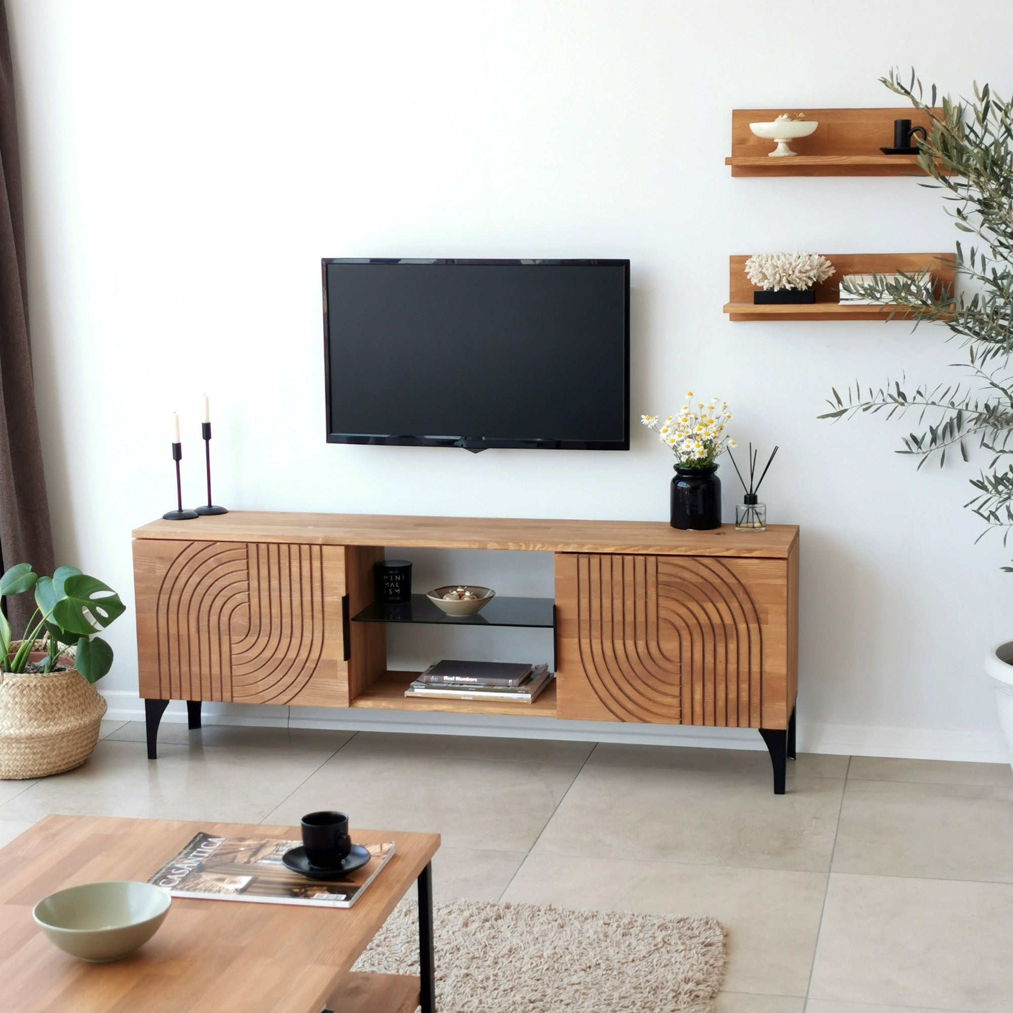 Móvel de TV rústico em carvalho com estrutura de metal, 100% madeira maciça de pinho, pés antibacterianos e antiferrugem | 150 x 30 x 40 cm | Elegante e funcional para espaços modernos