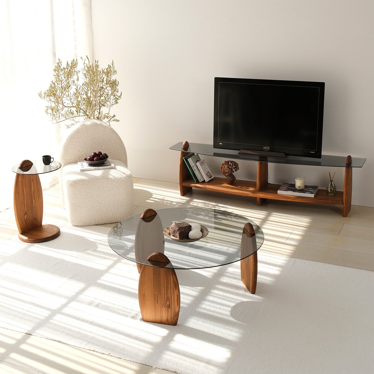 Móvel de TV – 160 cm x 45 cm x 35 cm – Castanho e Fumaça – Vidro Temperado e Madeira de Pinho