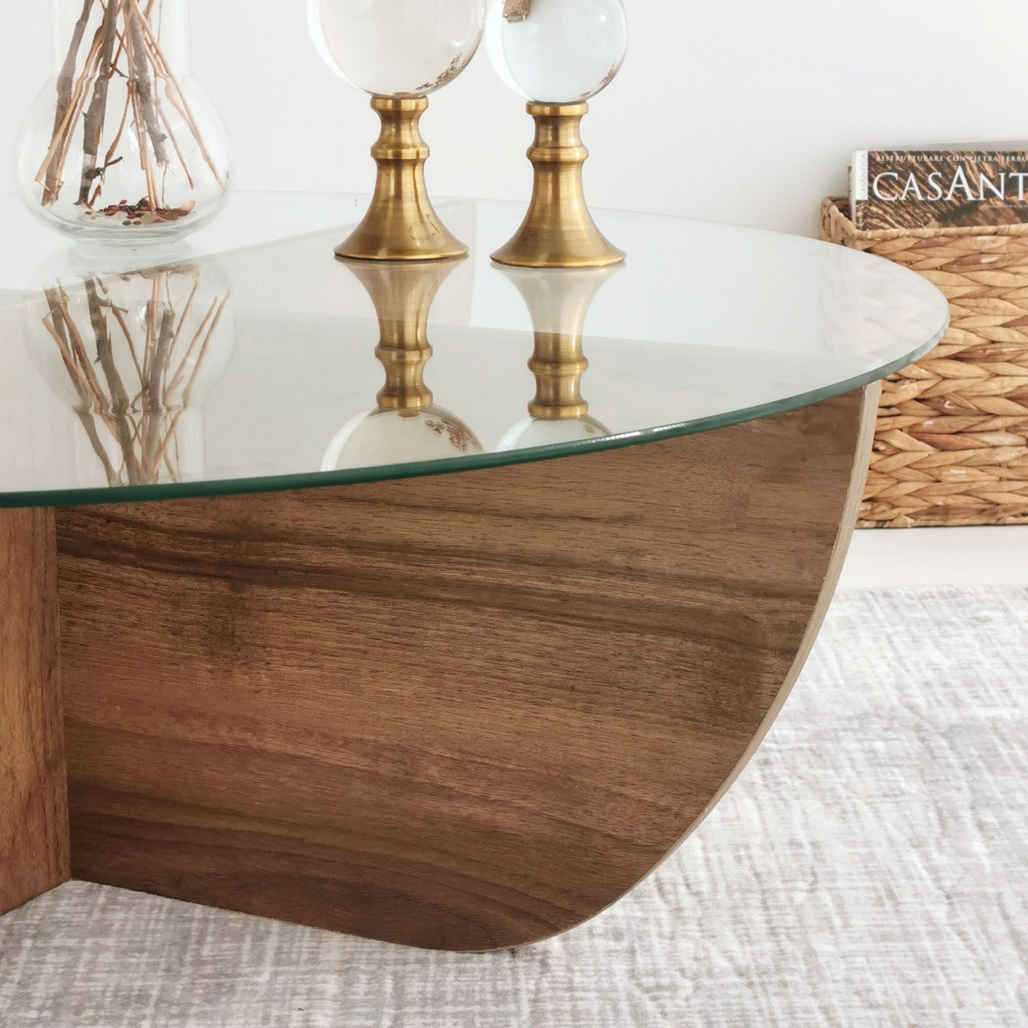 Mesa de Centro Moderna, Acabamento em Nogueira, 90 x 30 x 90 cm | Tampo 100% Vidro Temperado, Estrutura com Revestimento em Melamina de 18 mm | Elegante e Funcional para Qualquer Espaço