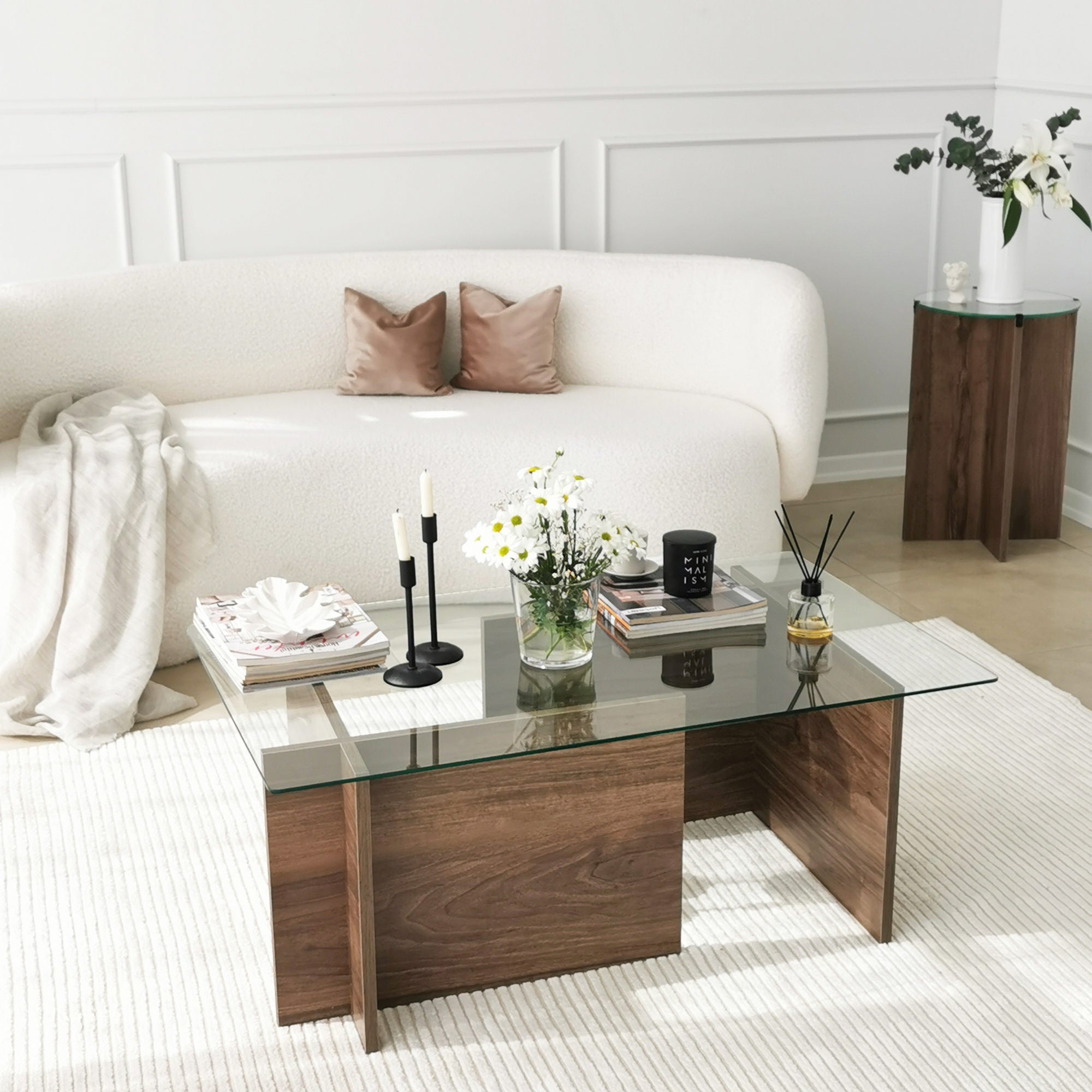 Mesa de Centro Elegante em Nogueira, 105 x 65 x 40 cm | Tampo 100% Vidro Temperado, 100% Aglomerado Revestido em Melamina, 18 mm de Espessura | Perfeita para Salas de Estar em Estilo Campestre