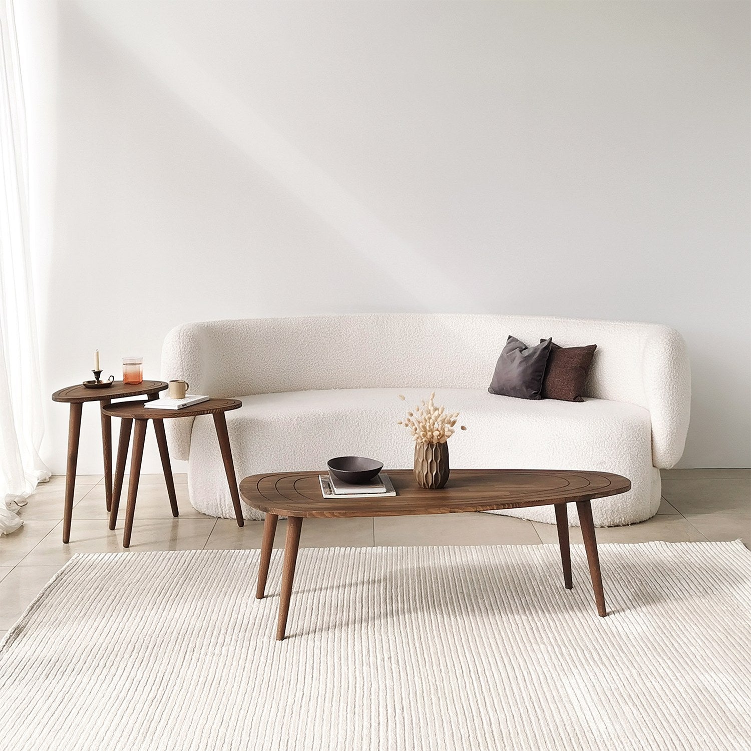 Mesa de Centro Elegante em Nogueira, 115 x 50 x 38 cm | 100% Madeira de Faia | Design Elegante e Durável para Salas de Estar Modernas e Espaços Aconchegantes