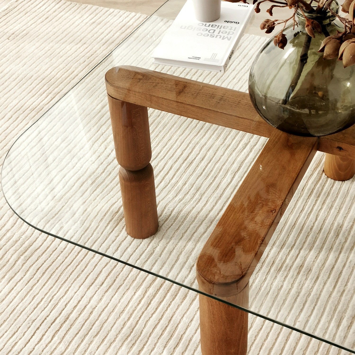 Mesa de Centro Elegante, Cor Nogueira, 80 x 40 x 80 cm | Tampo 100% Vidro Temperado, Estrutura 100% Madeira de Faia | Uma Adição Elegante para Salas de Estar Modernas