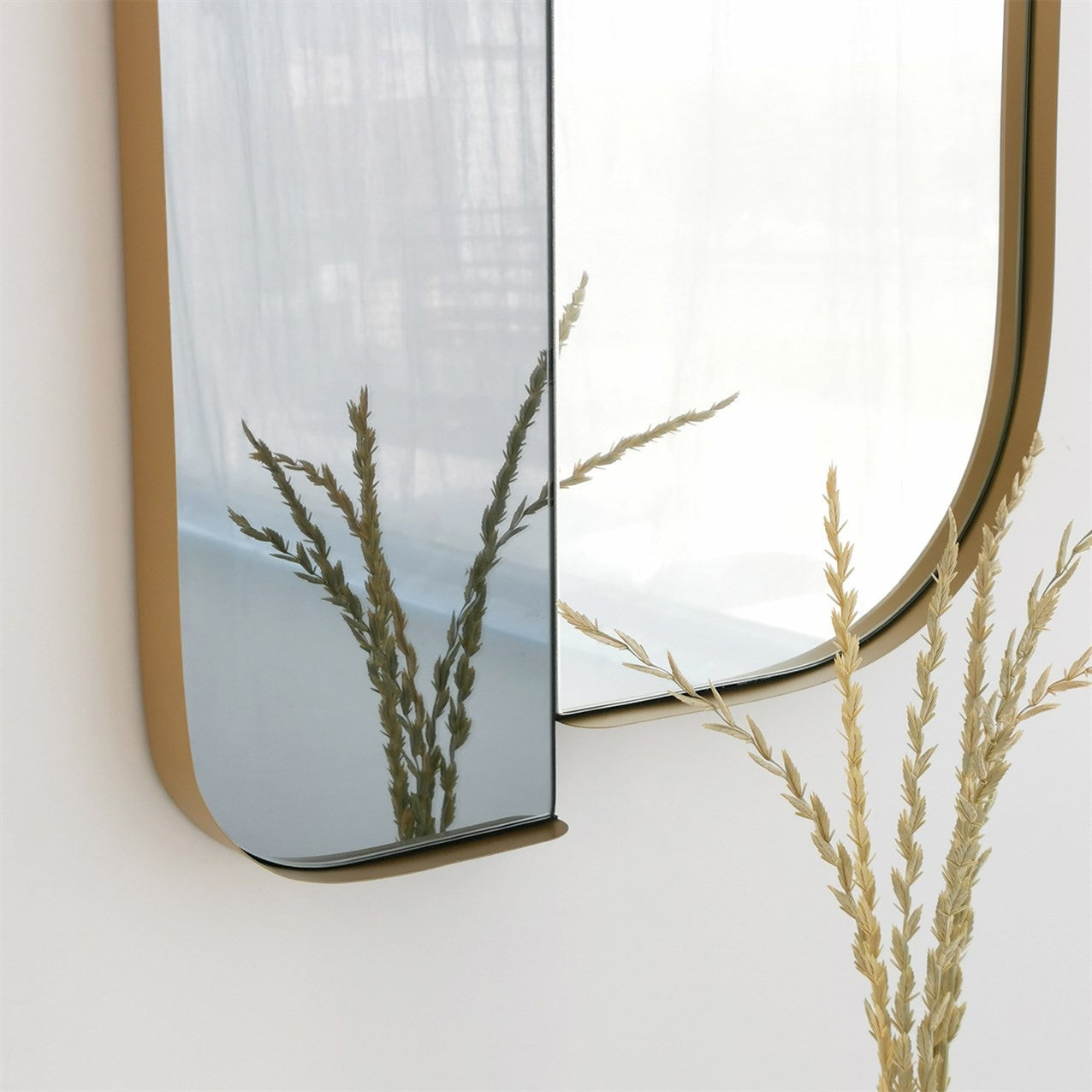 Espelho elegante com moldura dourada, 60 x 130 cm | 100% MDF e estrutura de metal, espelho Flotal-E ecológico com bordas de PVC | Perfeito para decoração moderna