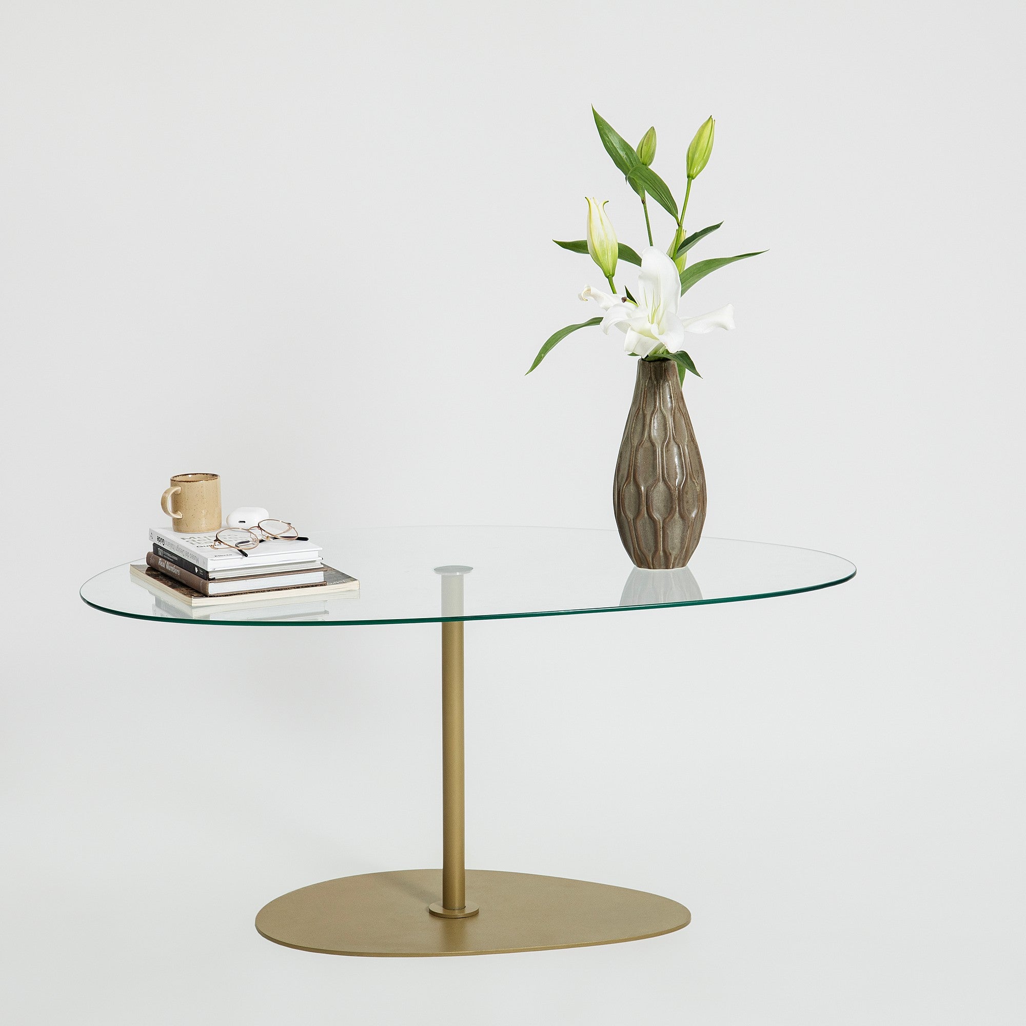 Mesa de centro elegante com tampo de vidro temperado, 90 x 60 x 40 cm | Design elegante transparente e dourado | Pernas de metal resistentes | Fácil montagem necessária