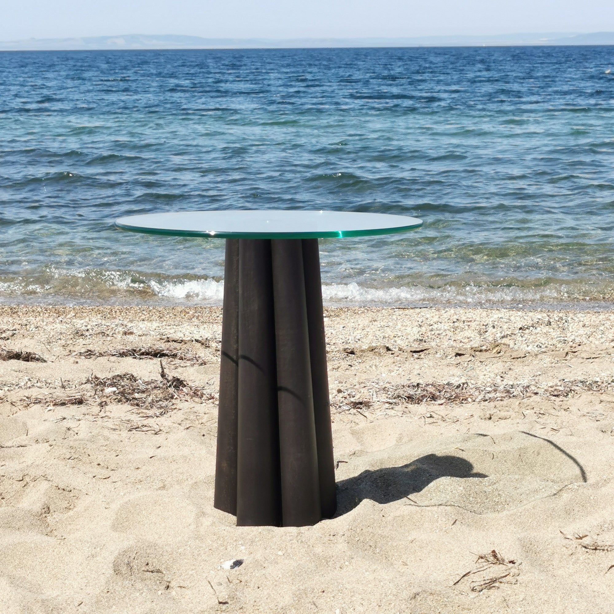 Mesa de Centro Elegante, 50x50x50 cm, 100% Vidro Temperado e Estrutura em Madeira de Faia, Transparente e Preta | Design Moderno para Sala de Estar e Escritório