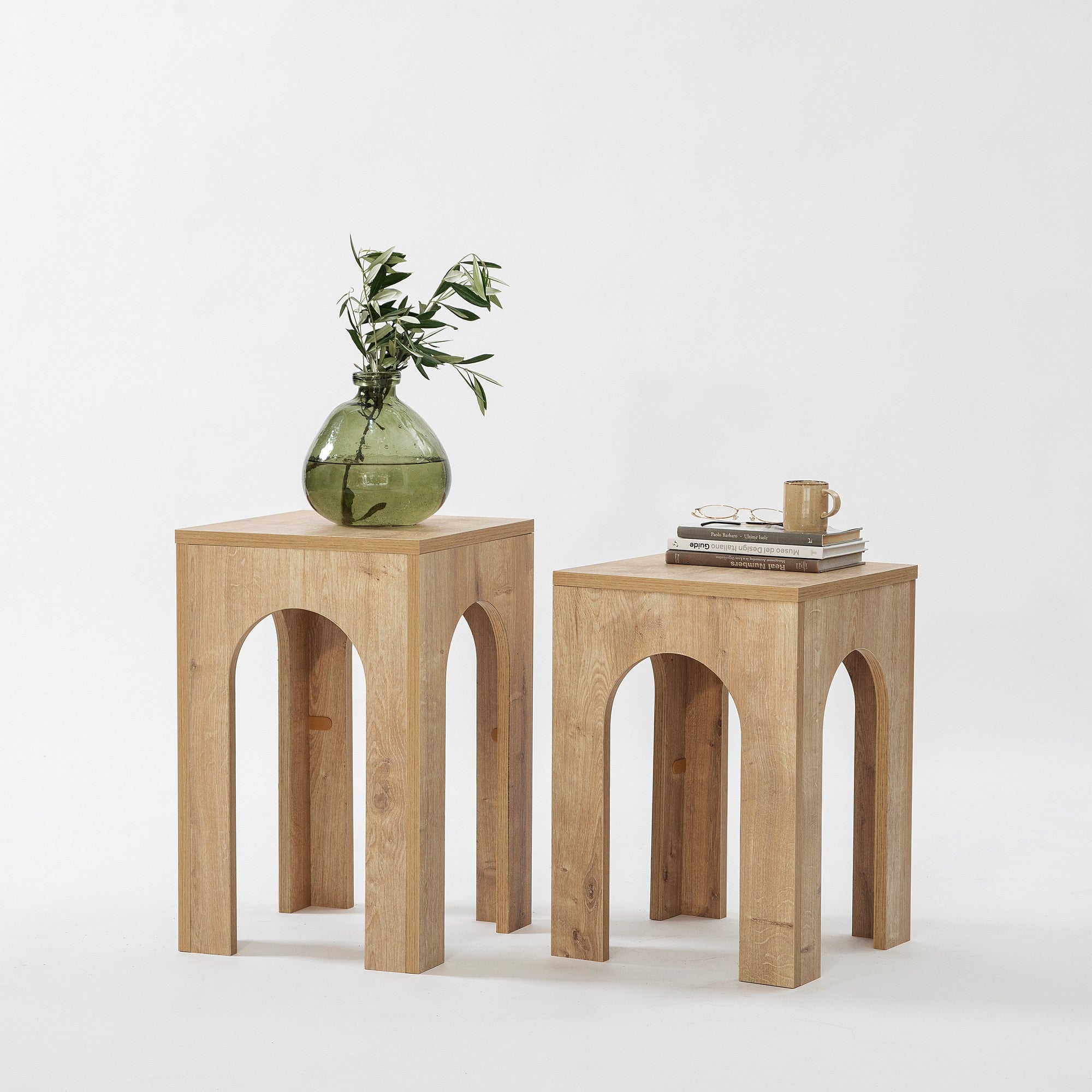 Conjunto de mesa de centro elegante (2 peças), cor carvalho, 35 x 50 cm e 35 x 55 cm | Aglomerado 100% revestido de melamina, 18 mm de espessura | Design moderno, fácil montagem
