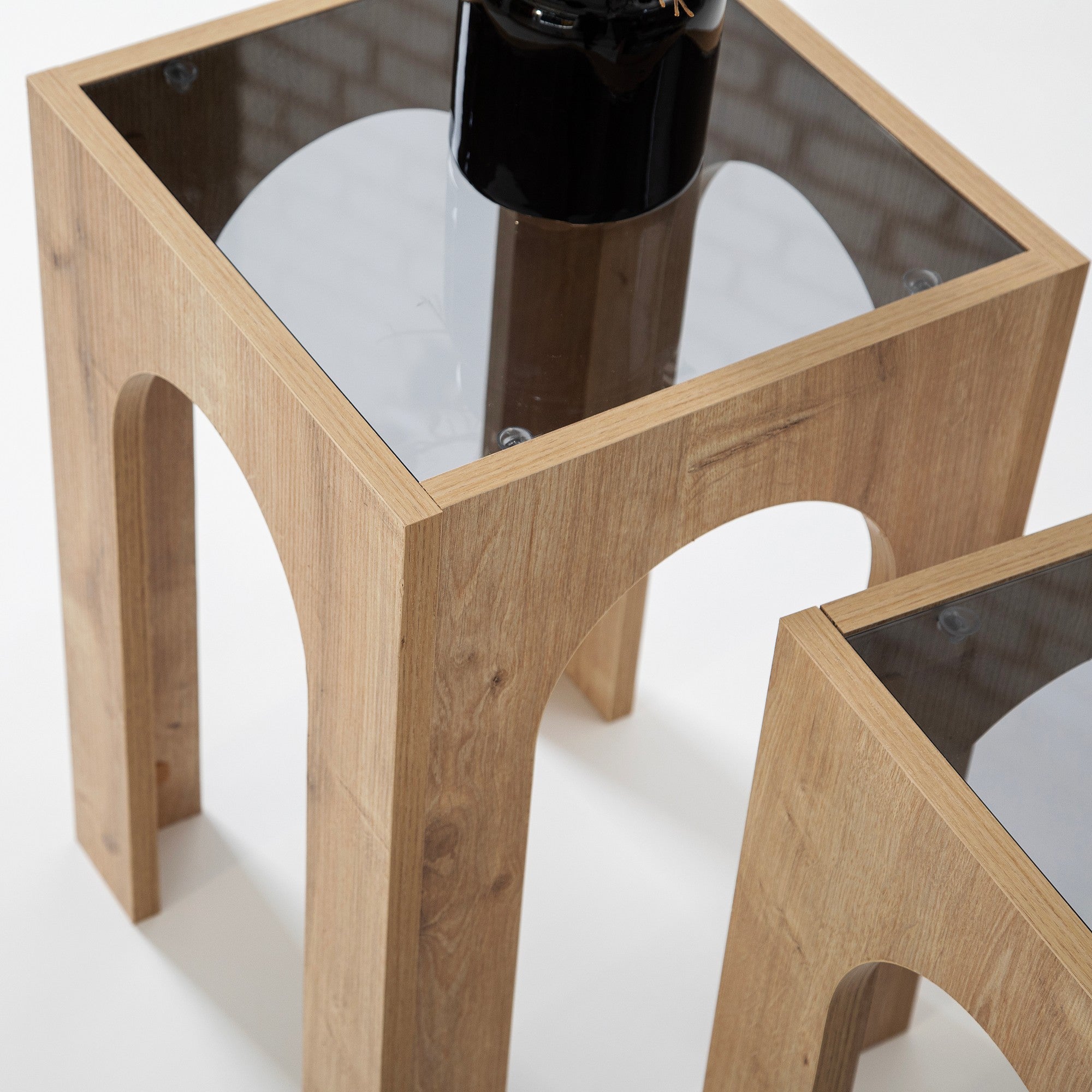 Conjunto de mesa de centro elegante (2 peças), cinza escuro e carvalho, 35 x 50/55 cm | 100% vidro temperado e aglomerado revestido de melamina | Design moderno, fácil montagem