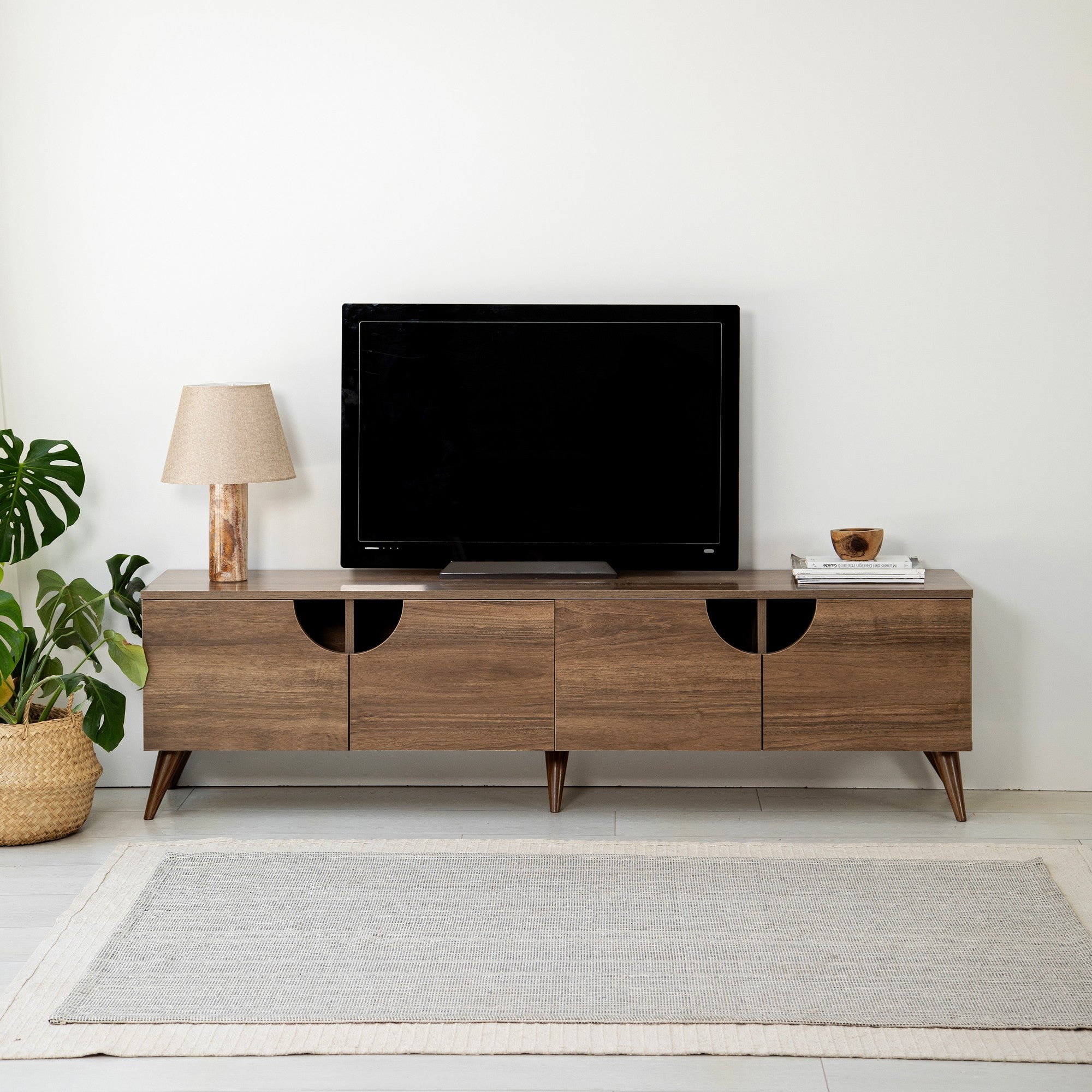 Móvel de TV elegante em nogueira, 180 cm x 50 cm x 35 cm | Aglomerado 100% revestido em melamina, 18 mm de espessura, bordas em PVC | Design moderno para sala de estar