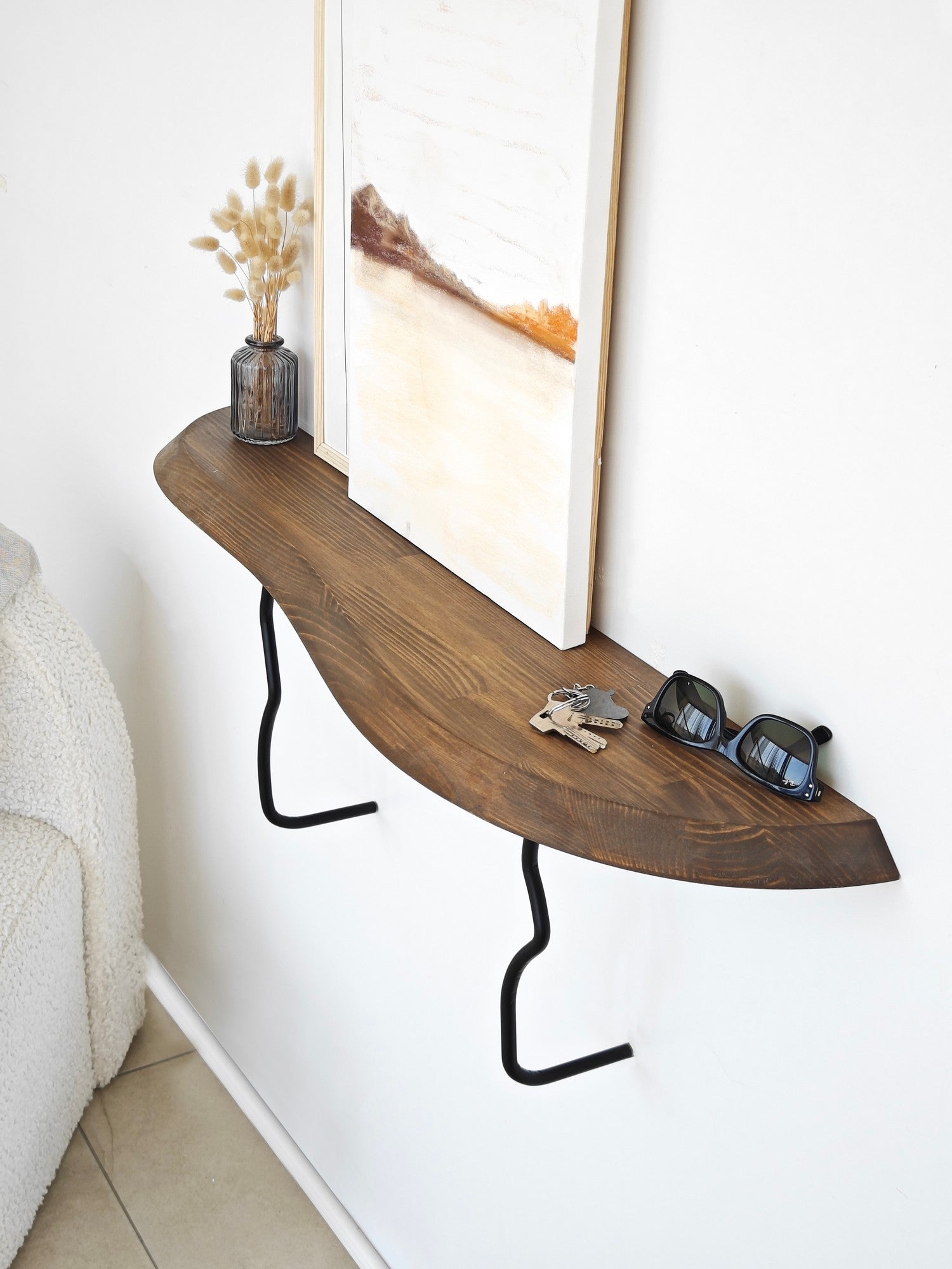 Prateleira de parede estilosa, 99 cm x 22 cm, preta e nogueira | 100% madeira de pinho e estrutura de metal | Perfeita para decoração e organização de casa moderna