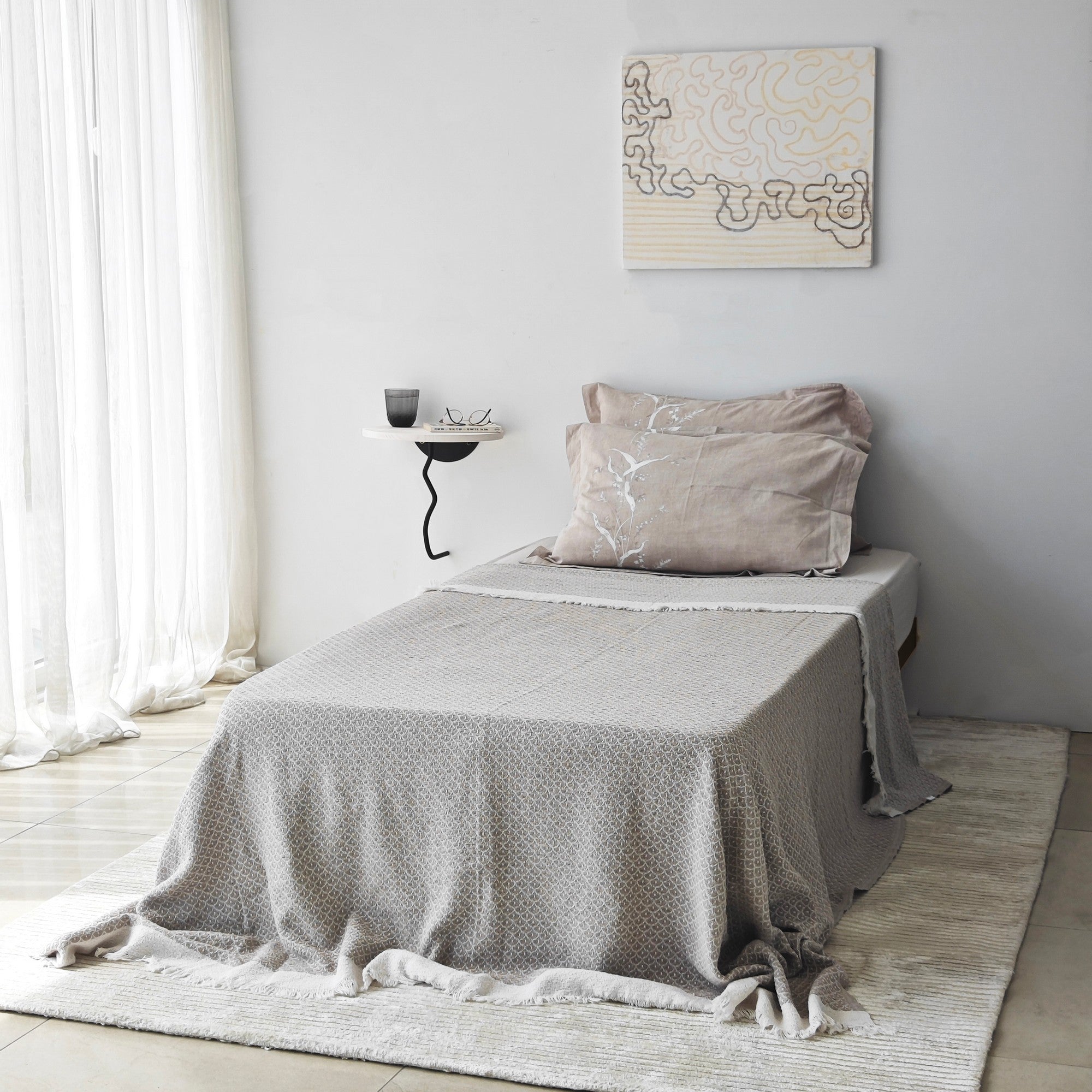 Prateleira de parede estilosa, 35 x 35 cm, 100% madeira de pinho e estrutura de metal, preta e branca | Perfeita para decoração moderna e organização de espaços