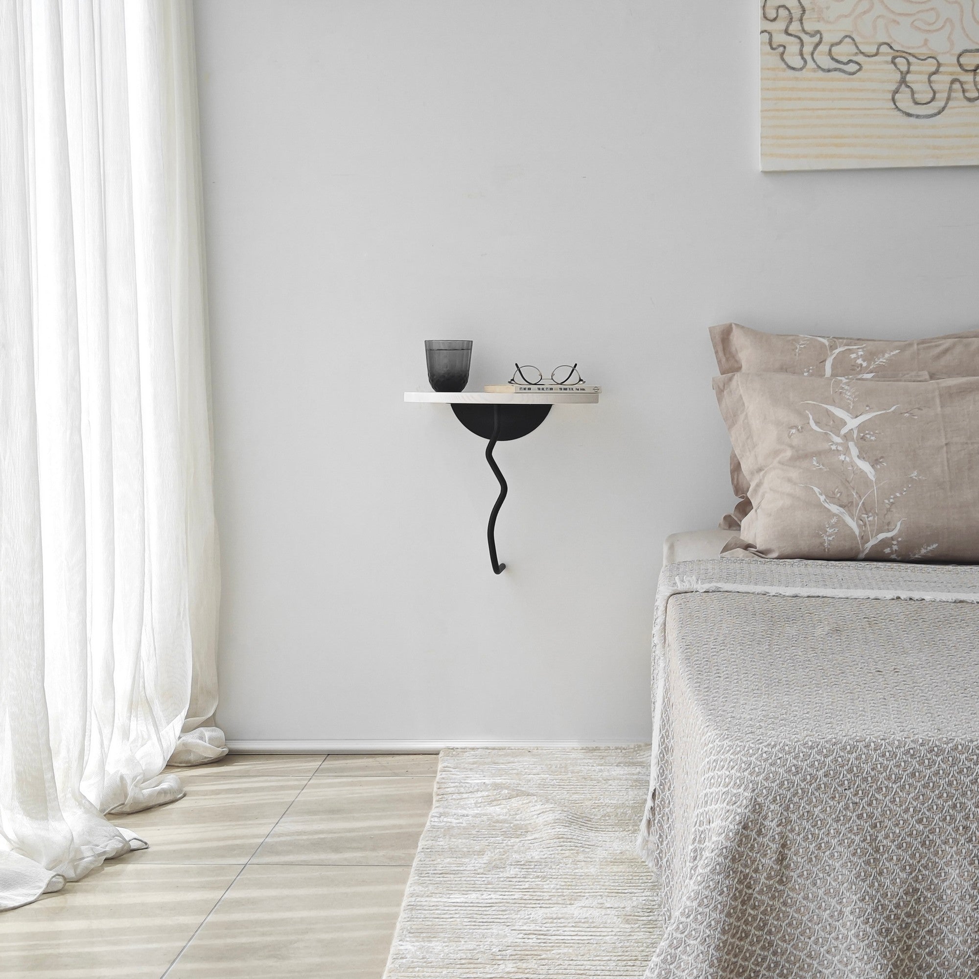Prateleira de parede estilosa, 35 x 35 cm, 100% madeira de pinho e estrutura de metal, preta e branca | Perfeita para decoração moderna e organização de espaços