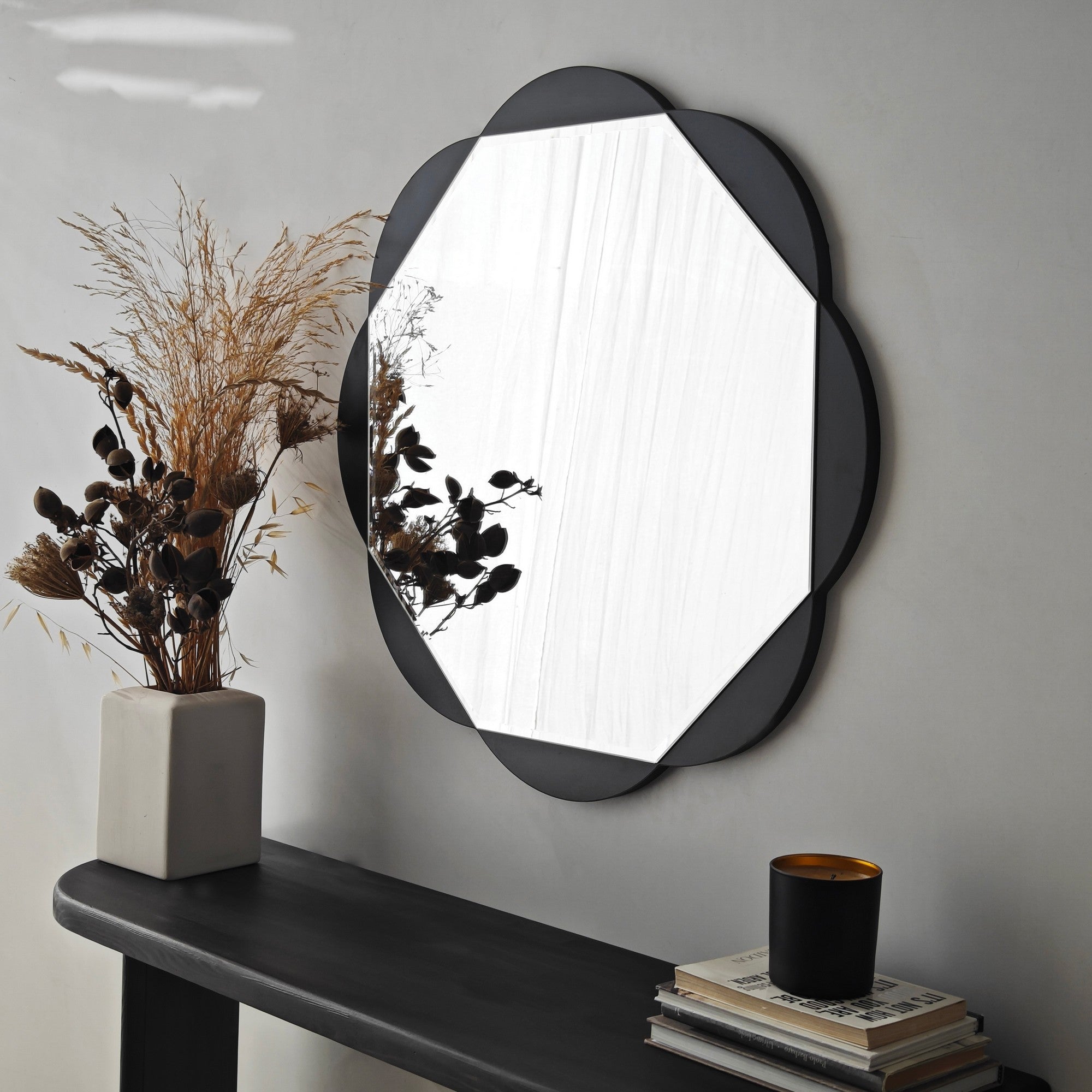 Espelho elegante de parede preto, 65 x 65 cm | Painel de partículas 100% revestido em melamina, cintas de PVC | Design ajustável e ecológico para espaços modernos