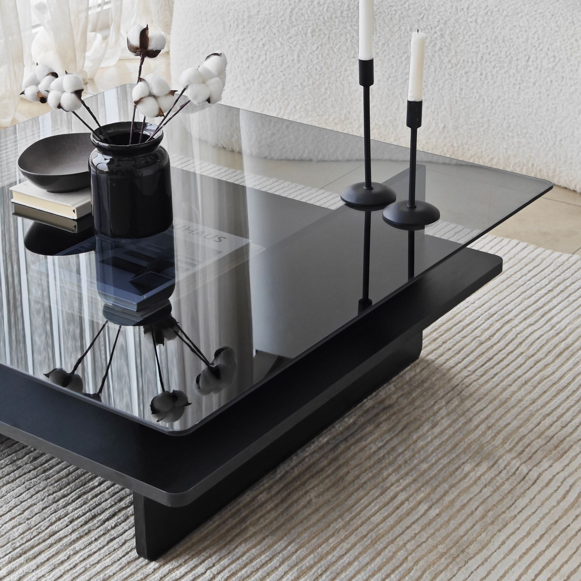 Mesa de Centro – 90cm x 35cm x 90cm – Preto e Fumaça – Vidro e Aglomerado