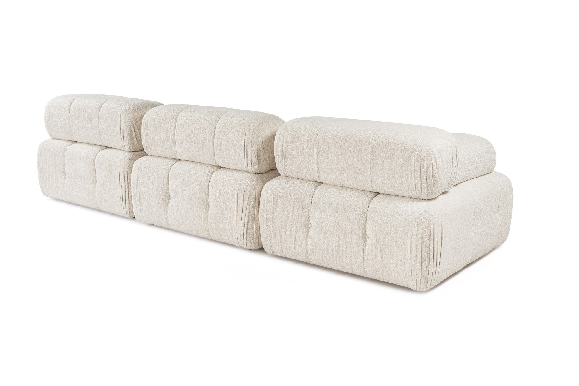 Sofá de canto elegante em tom creme, 300x200 cm | Estrutura em madeira de faia e aglomerado, 100% poliéster, espuma 28 DNS | Design moderno com mecanismo de mudança e tecido lavável a seco