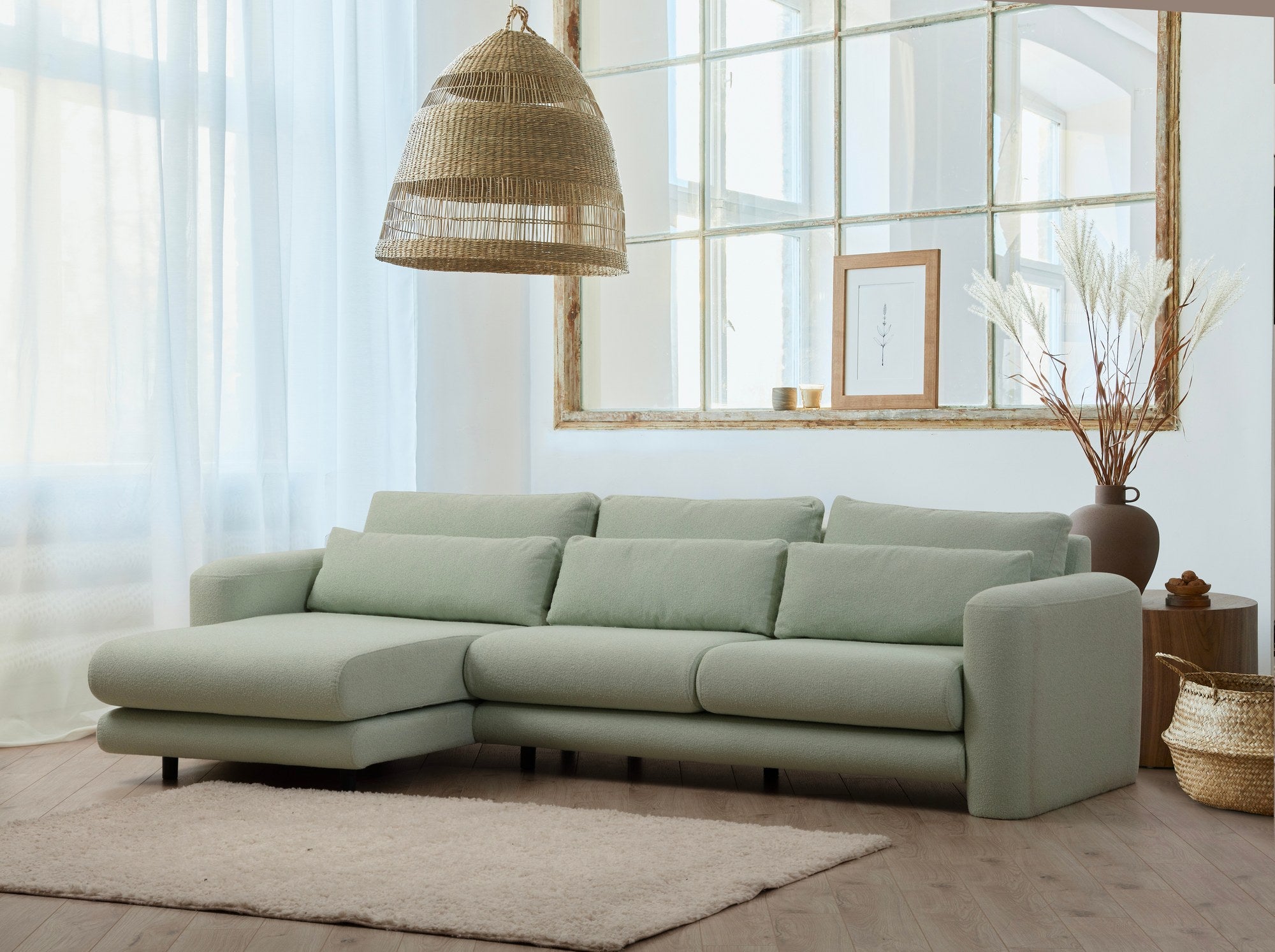 Sofá de canto elegante e verde, estrutura de madeira de faia e aglomerado, 290 x 165 x 73 cm | 100% poliéster, tecido lavável a seco, almofadas portáteis, conforto moderno